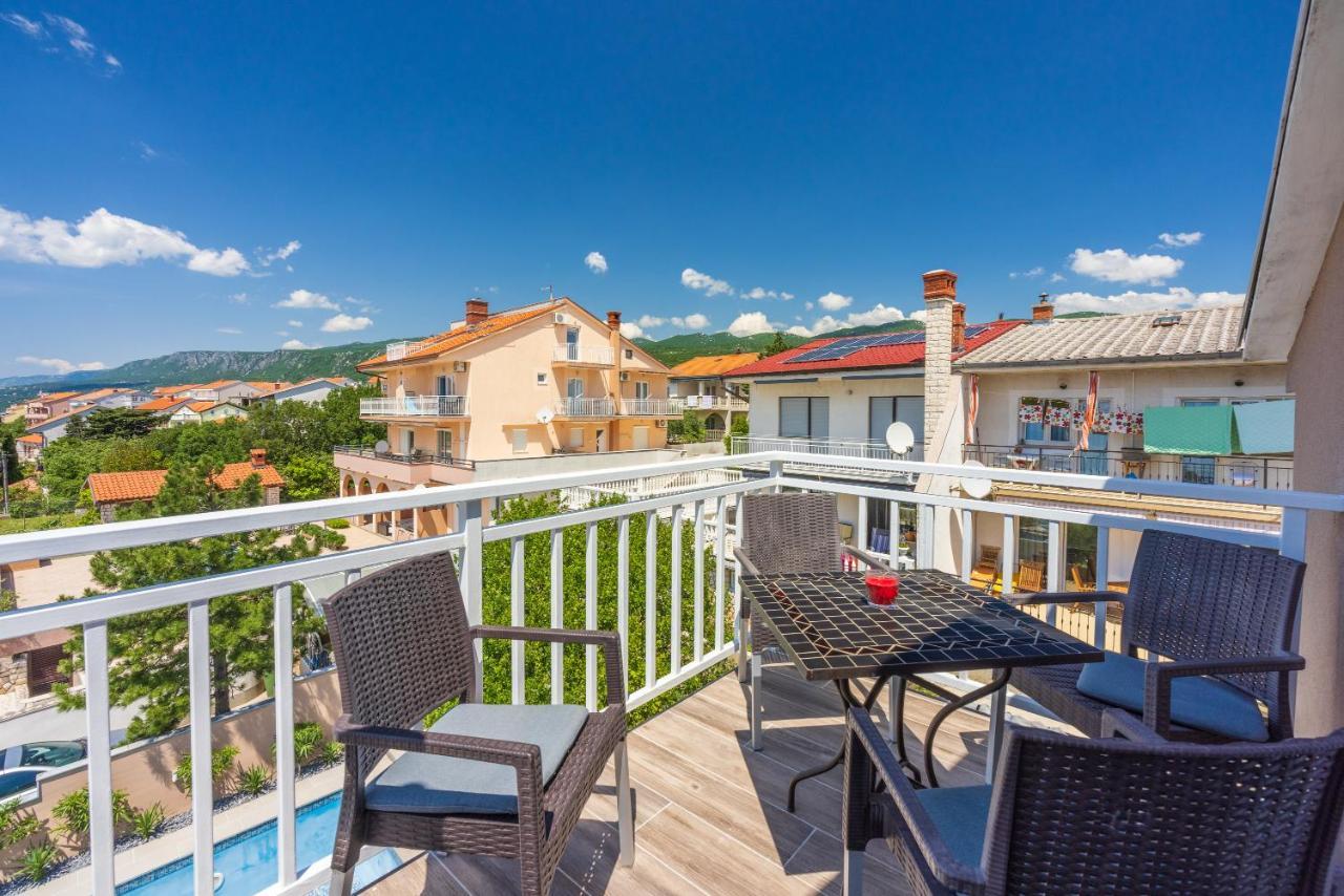 Apartments Panorama Novi Vinodolski Exteriör bild